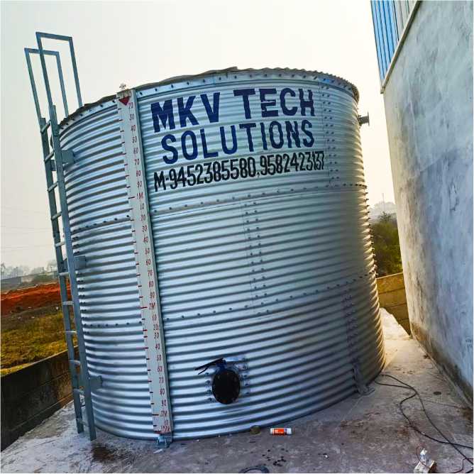 Commercial Water Tank